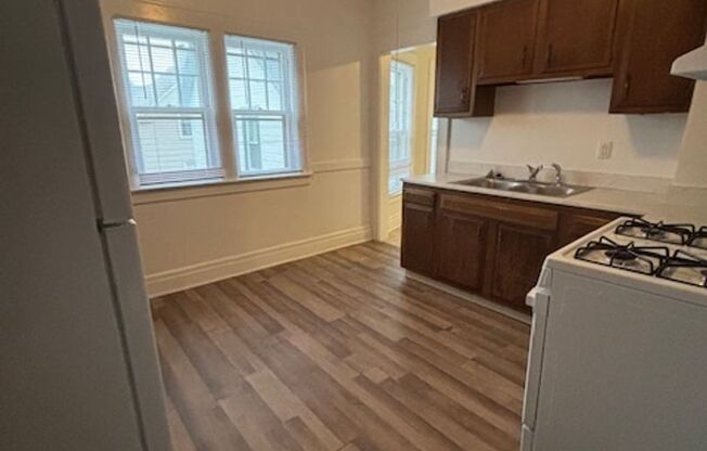 620-22 Fellows Avenue