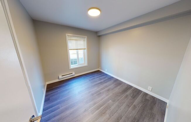 2 beds, 1 bath, 490 sqft, $1,742, Unit 102