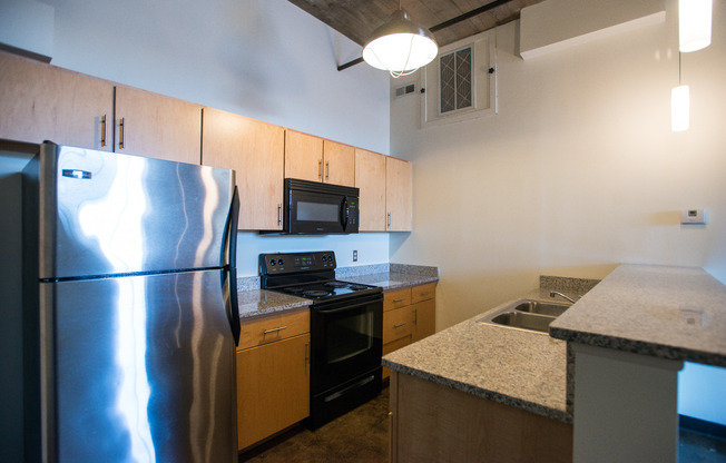 1 bed, 1 bath, 644 sqft, $1,395, Unit APT 3H