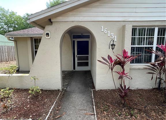 16131 MANORWOOD CIR