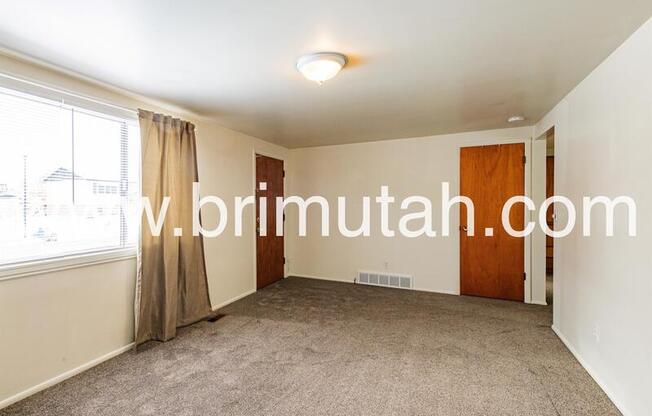 775 E JOHNSONWAY DR