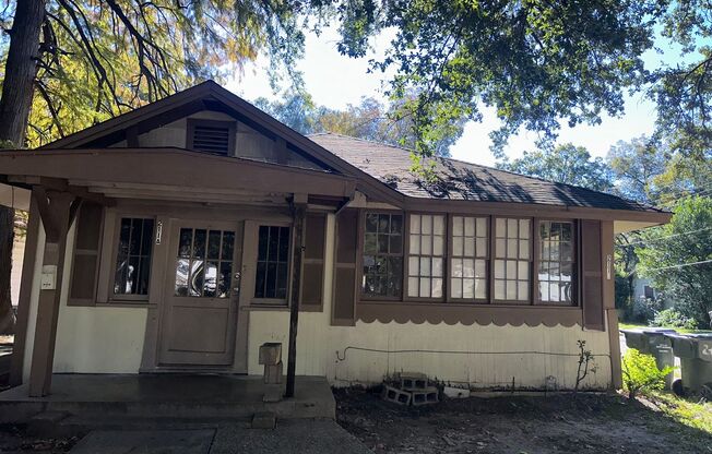 Cute 3 bedroom duplex