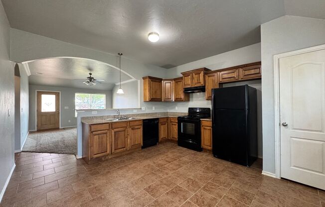 3 Bedroom Home in Piedmont with ALL APPLIANCES Included *Half Month's Rent FREE*