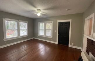 2 beds, 1 bath, $1,400