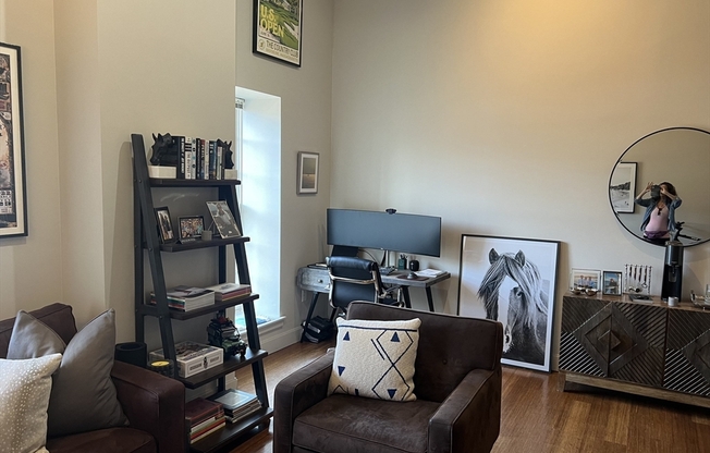 1 bed, 1 bath, 700 sqft, $2,975, Unit 313