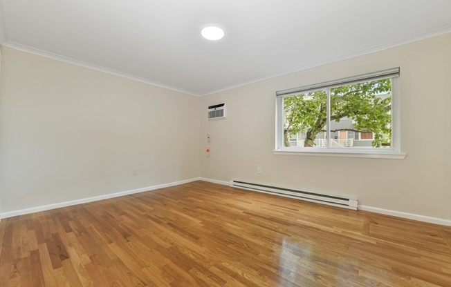 2 beds, 2 baths, 1,060 sqft, $3,700, Unit 106