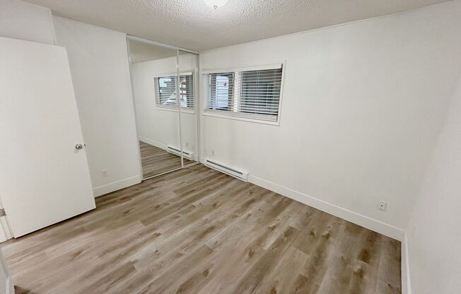 1 bed, 1 bath, 550 sqft, $1,395, Unit B18
