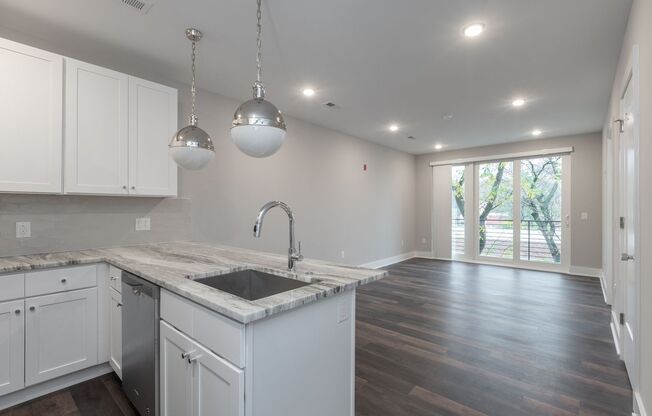 1 bed, 1 bath, 750 sqft, $1,400, Unit 205