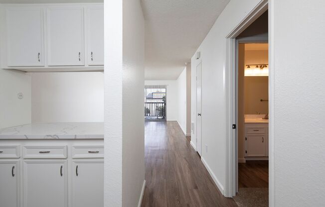 2 beds, 2 baths, 900 sqft, $2,995, Unit 03