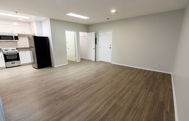 Studio, 1 bath, 275 sqft, $1,848, Unit 210