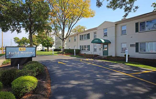 Garden Style Living at Euclid Meadows Apartments in Euclid OH