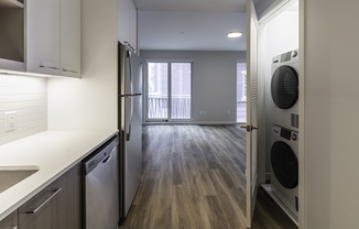 Studio, 1 bath, 522 sqft, $3,290, Unit 614