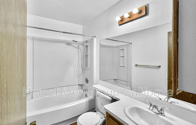 114 LUNA GRANDE CIR