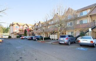 Elaine Station Apartments