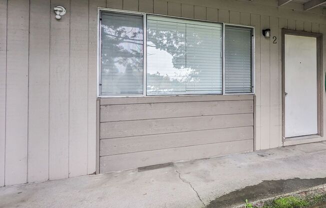130 W Gilman Avenue