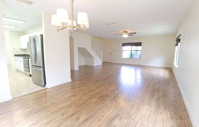 8118 Chestnut Manor