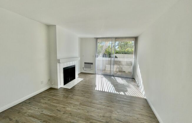 2 beds, 2 baths, 1,000 sqft, $2,900, Unit 101