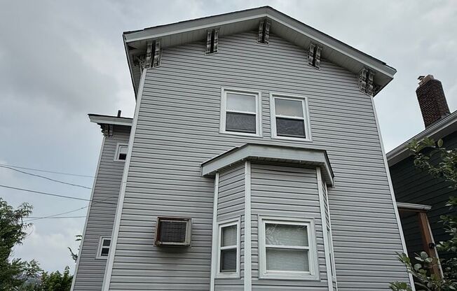 2121 Eggers Street