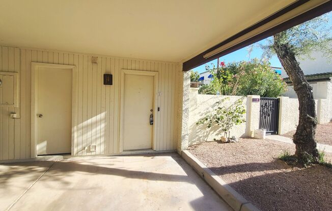 Pointe South Mountain 2-bedroom condo, gated, pool