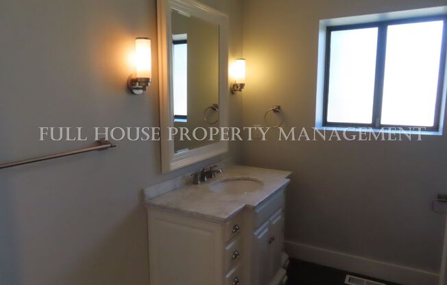 5 beds, 3 baths, $3,500, Unit UNIT A