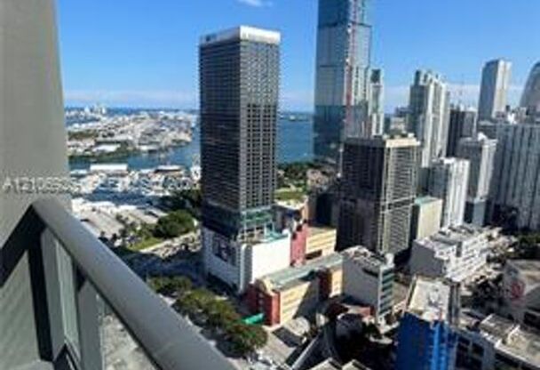 1 bed, 1 bath, $3,800, Unit # 159