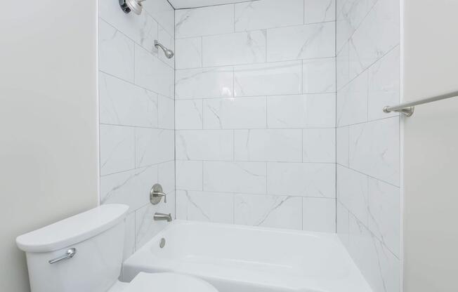 2 beds, 2 baths, 1,120 sqft, $1,829