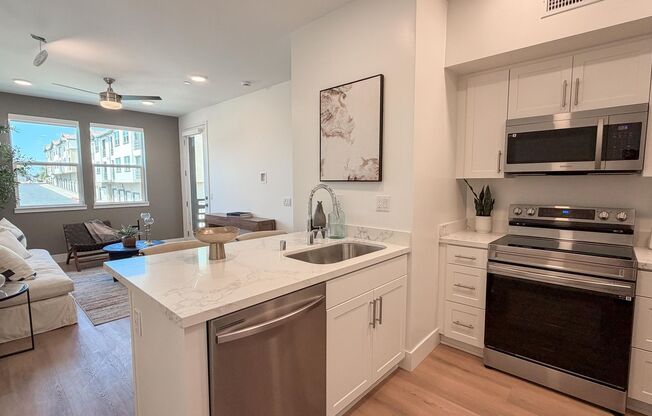 1 bed, 1 bath, 630 sqft, $2,395, Unit 2202