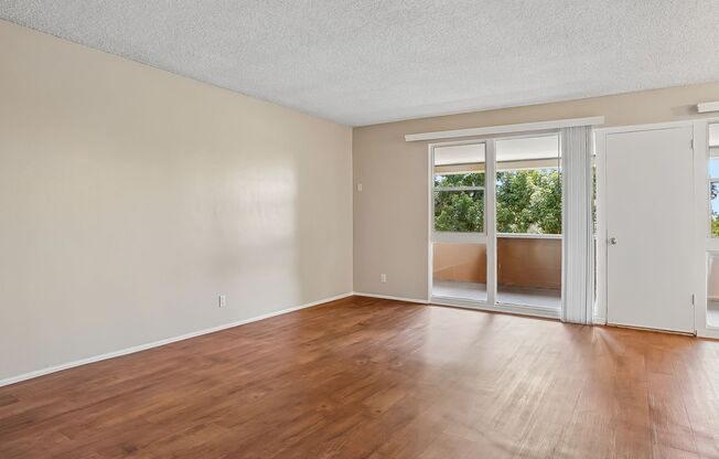 1 bed, 1 bath, 775 sqft, $2,545, Unit 41