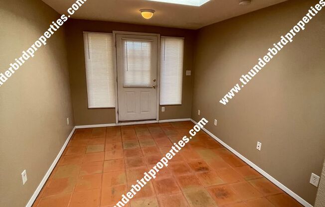 2114 Oxford (40518)
