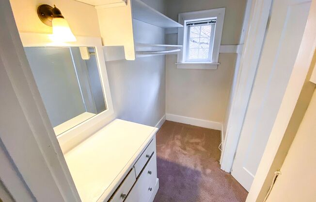 Studio, 1 bath, 472 sqft, $1,395, Unit 106