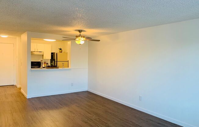 2 beds, 1.5 baths, 950 sqft, $2,225, Unit 237