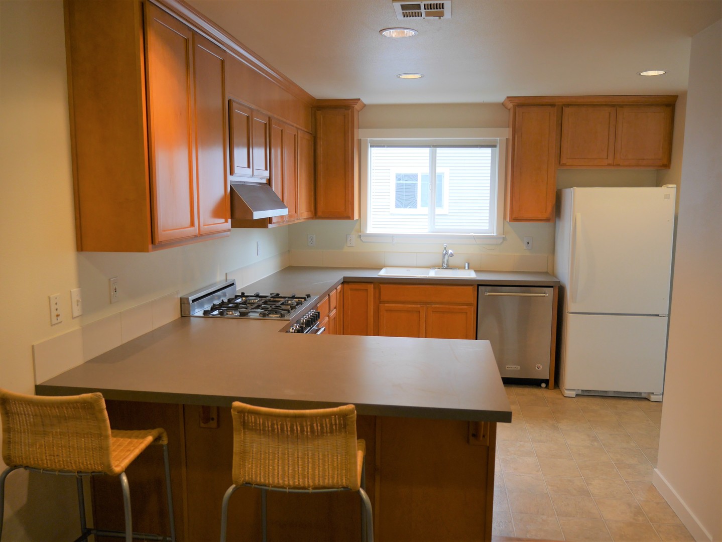 Lovely Lake City 3 Bed Townhome