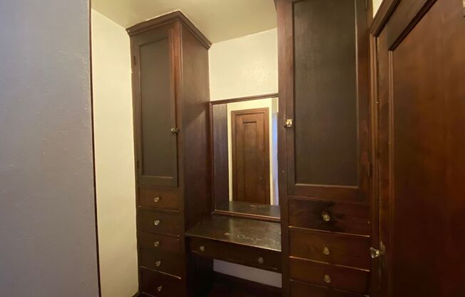 Studio, 1 bath, 400 sqft, $795, Unit 321
