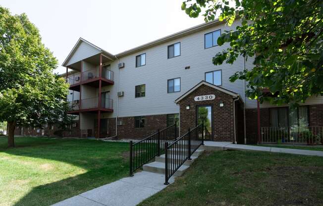 Fargo, ND Ashbury Apartments. Exterior of the front door