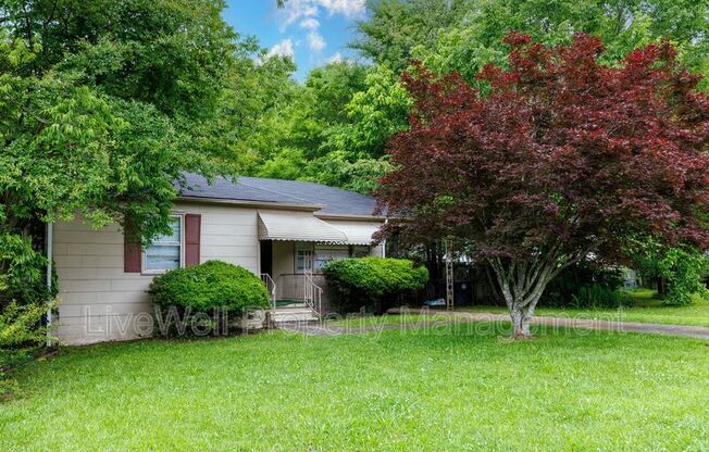 512 ANNIE LAURA DR