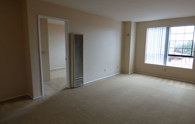 1 bed, 1 bath, 566 sqft, $1,995, Unit Unit 03