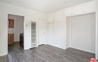 216 6 AVE
