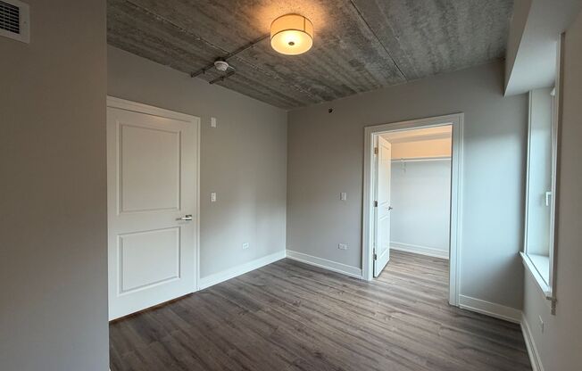 2 beds, 2 baths, 908 sqft, $3,575, Unit 952-511
