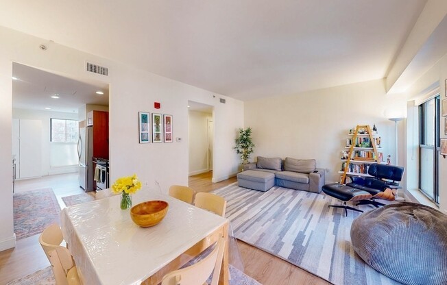 20 2nd St
