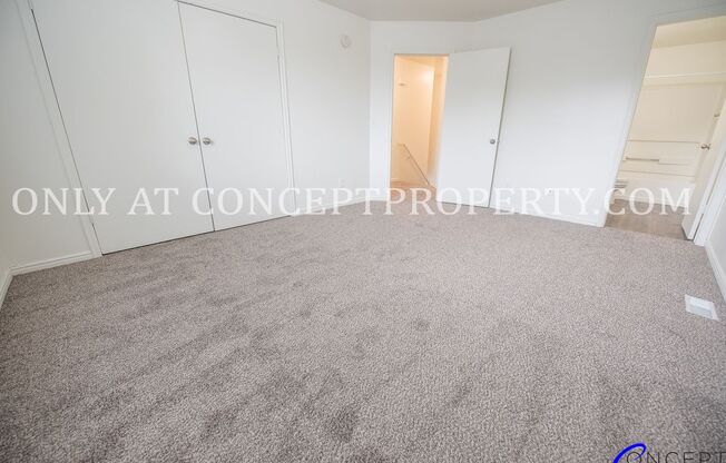 3 beds, 2 baths, 1,350 sqft, $1,799, Unit 4060