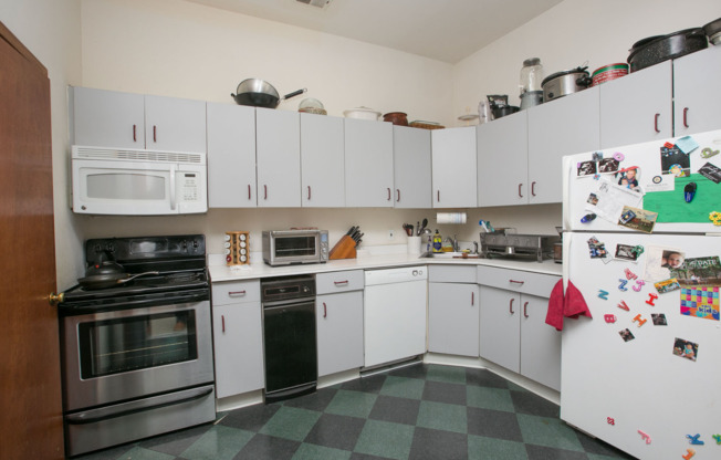 Charming Old City Apartments