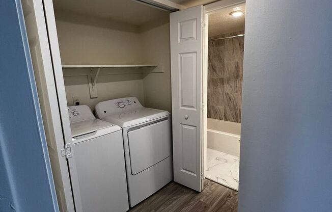 2 beds, 2 baths, 1,017 sqft, $1,975, Unit 1003 G #2A