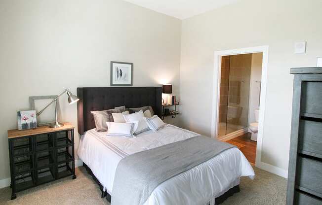 Bedroom at Hayden Lofts Apartments, Ohio, 43016
