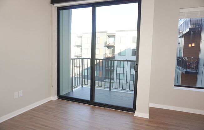 Studio, 1 bath, 580 sqft, $1,099, Unit 517