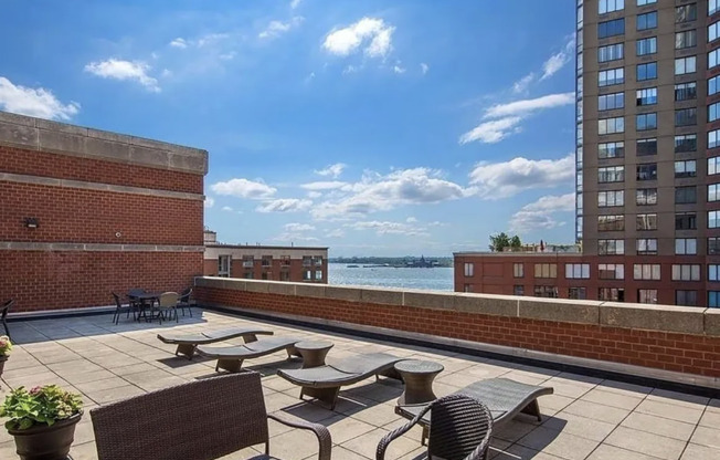 1 bed, 1 bath, 665 sqft, $4,500, Unit 8E