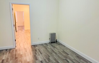 2 beds, 1 bath, $2,200, Unit 2L