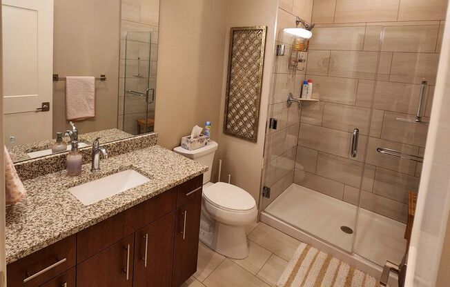 1 bed, 1 bath, 881 sqft, $1,725, Unit 505