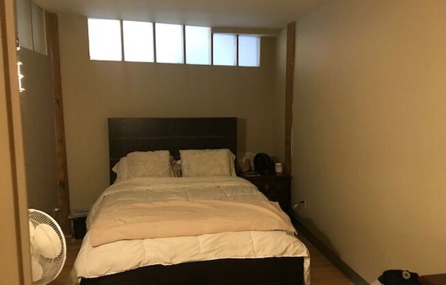 1 bed, 1 bath, 794 sqft, $1,390, Unit 211