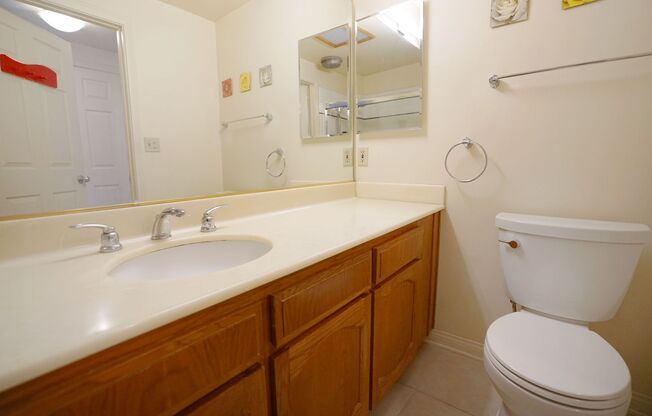 2 beds, 3 baths, $6,800, Unit Unit 301