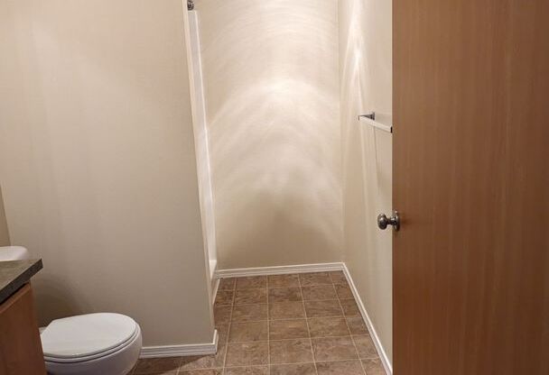 2 beds, 2 baths, 994 sqft, $1,425, Unit E301